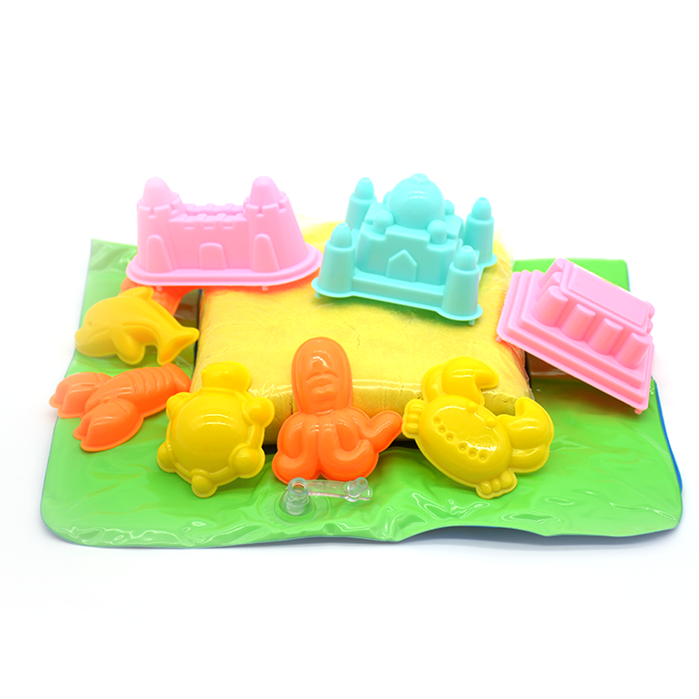 XINBEI MAGIC COLORED SAND W/MOULDS ACC. IN ROUND BUCKET 88444