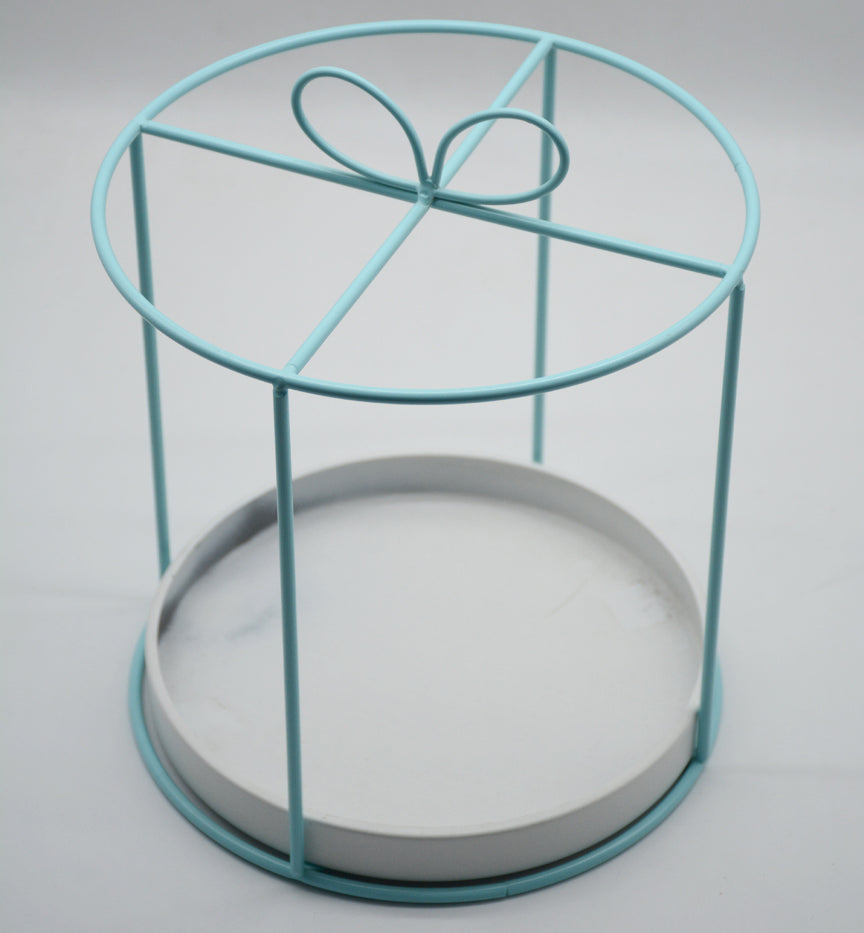 ROUND GIFT IRON WORKS WITH BLACK/WHITE METAL BASE 23X23CM-LARGE صينية تعديم _ معدنية "