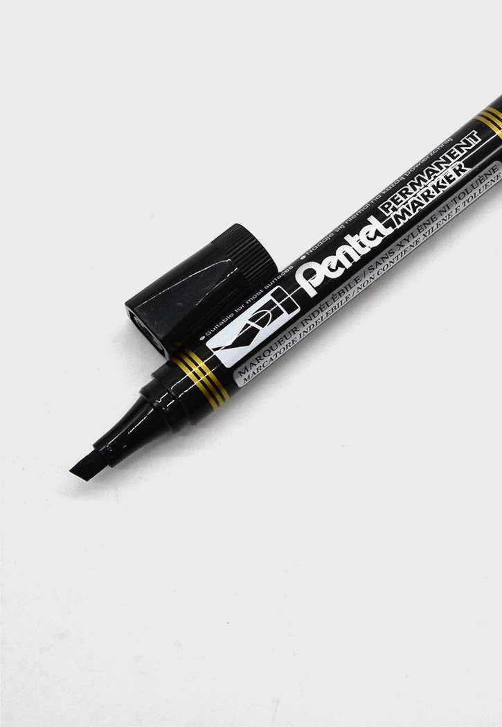 Pentel - Permanent Marker (Black)
