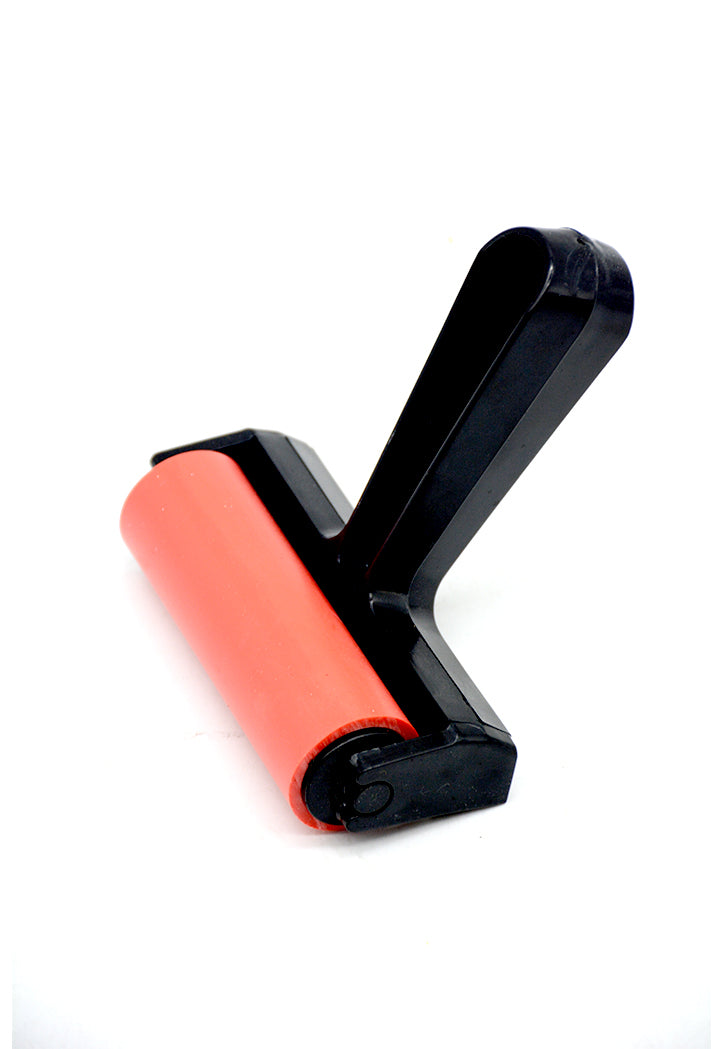 SBC CRAFT PLASTIC ROLLER WITH HANDLE 4"