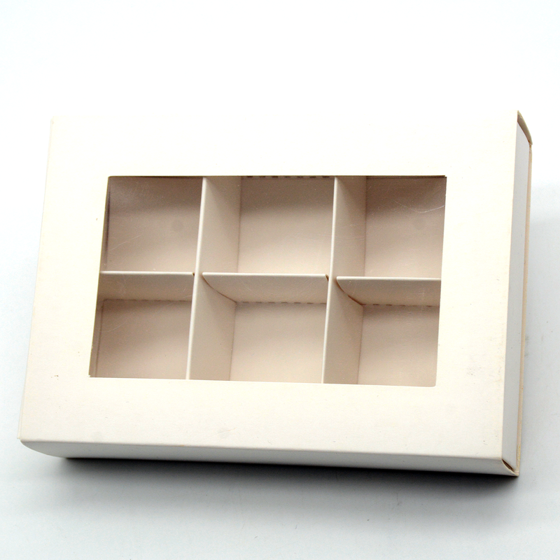 RECTANGLE CHOCOLATE BOX 10.5X14.5X3.5CM (6 SECTION) WHITE