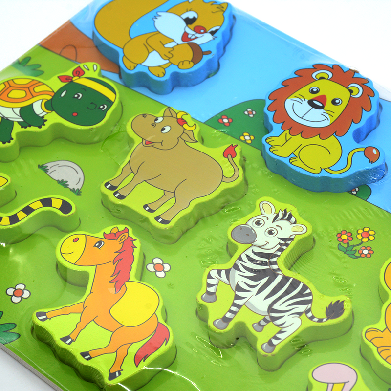 WOODEN PUZZLE BOARD- WILD ANIMALS