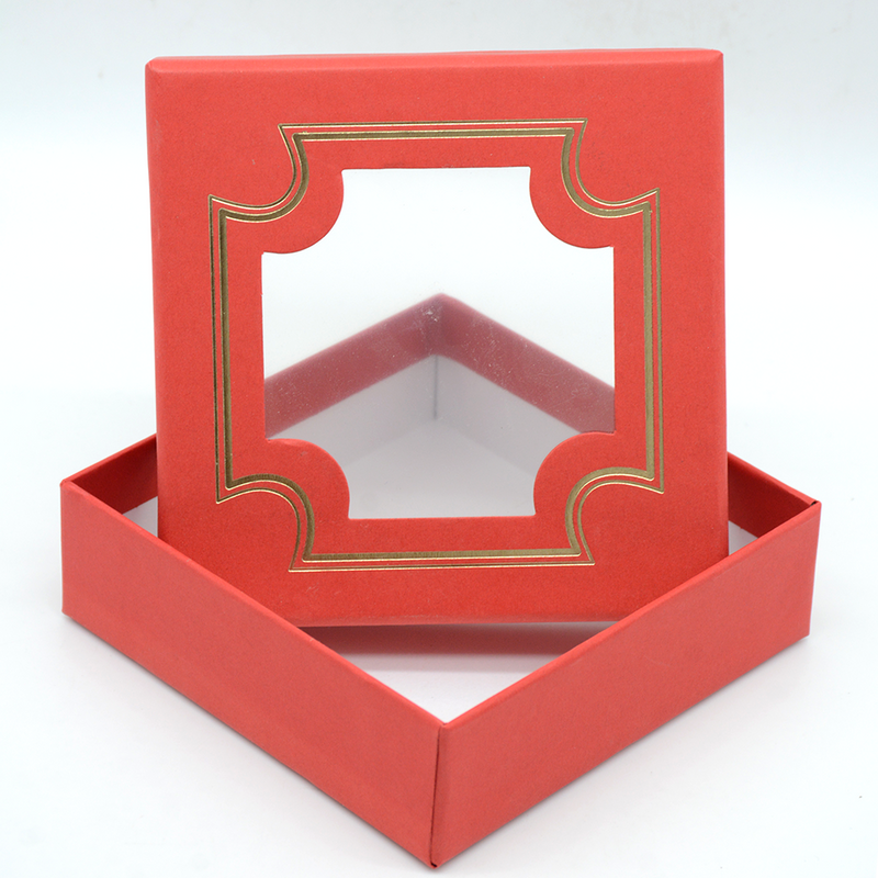 CHOCOLATE BOX 12X12X4CM (9 SECTION) GOLDEN PARTITION W/RED COVER 0813191