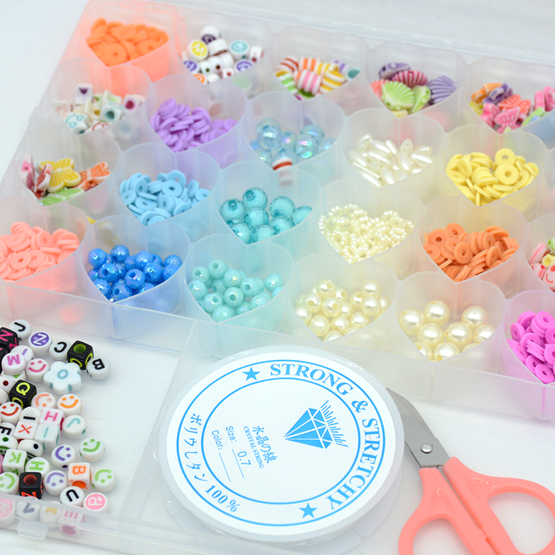 DIY BEADS SET IN RECTANGLE PLASTIC BOX Y495