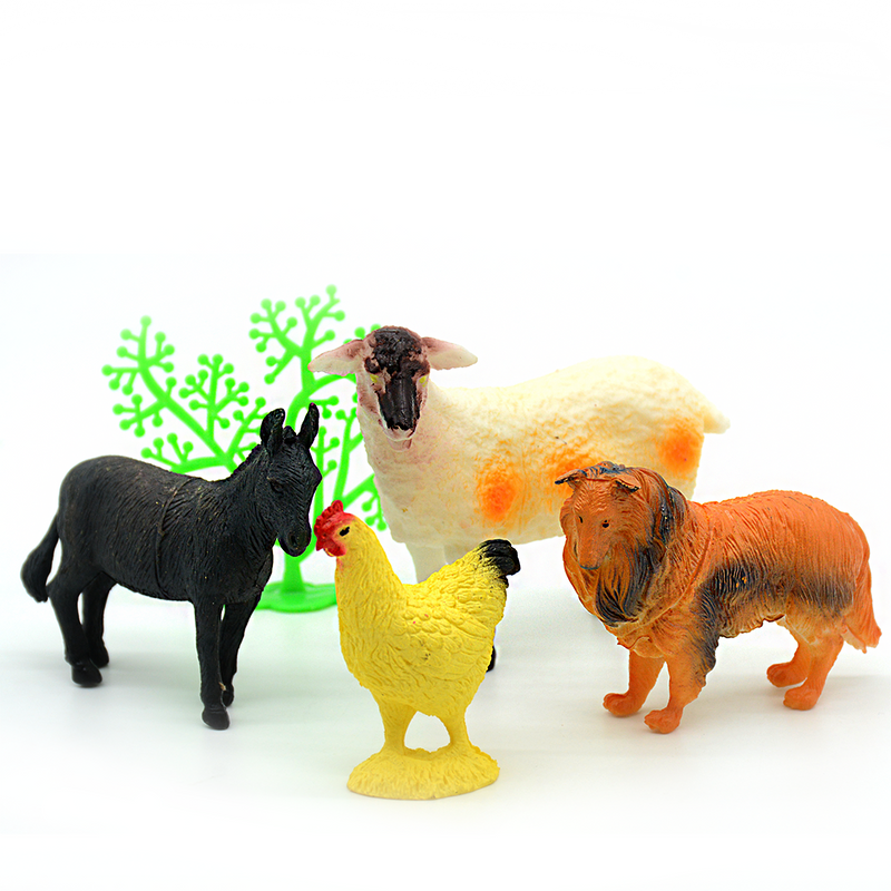 PLASTIC FARM ANIMALS 4PCS PACK