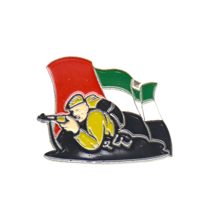 UAE N'DAY MILITARY SOUVENIR MAGNETIC BROOCH-1   دبوس بروش _ جندي