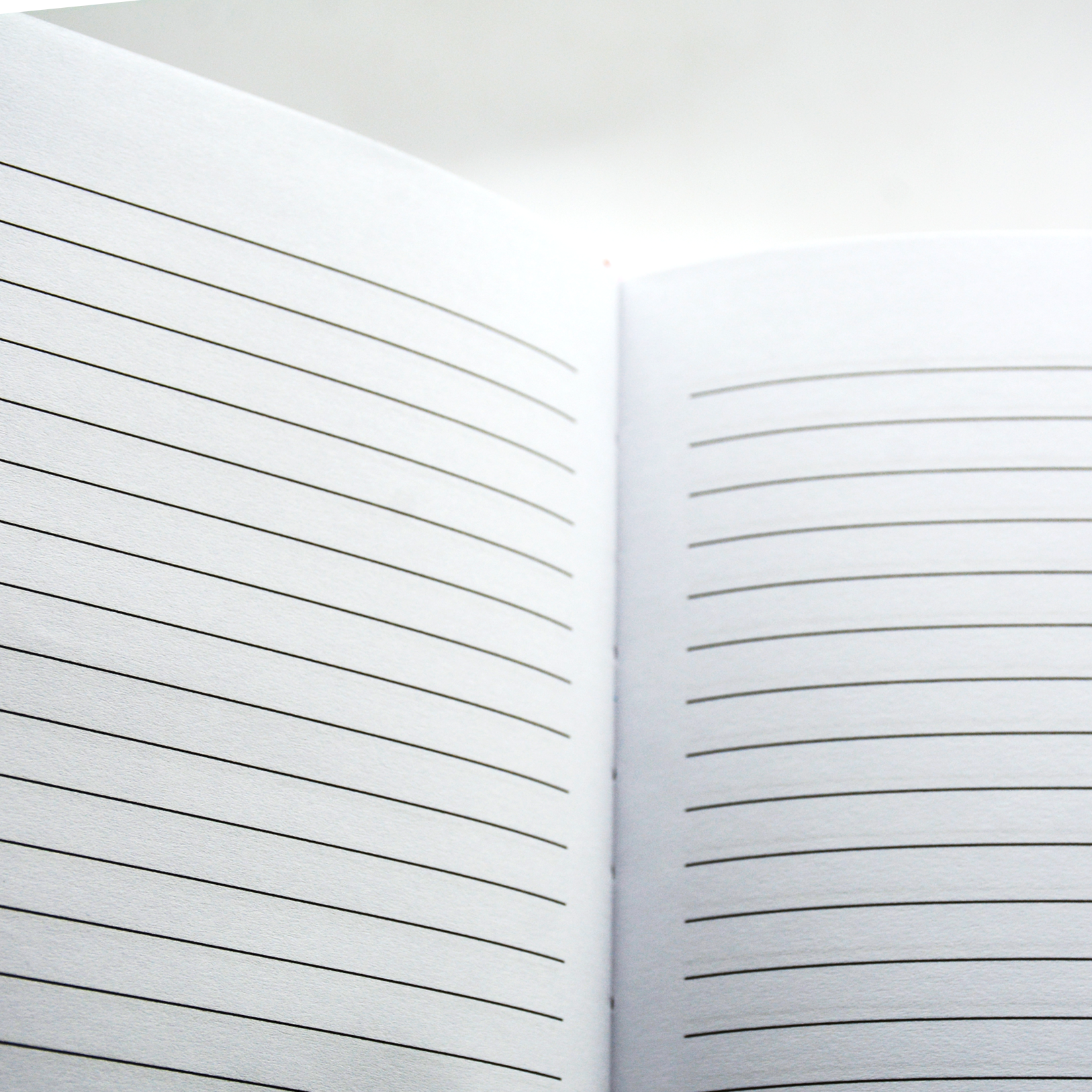 DUBAI-RULED HARDBACK NOTE BOOK W/ELASTIC-BLUE