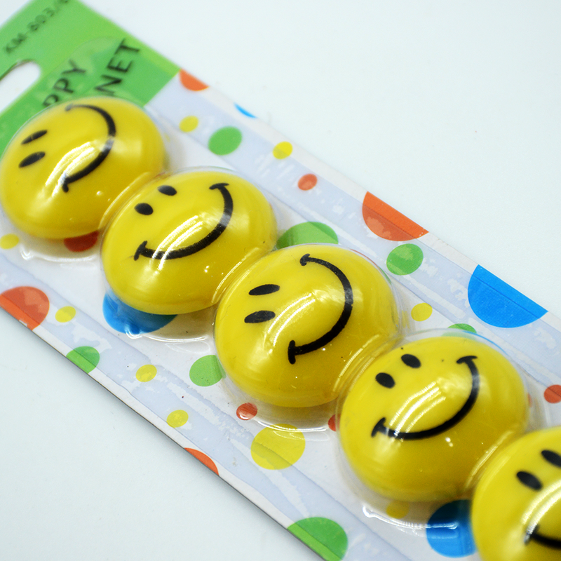 SMILEY FACE MAGNETS 30MM 6PCS SET