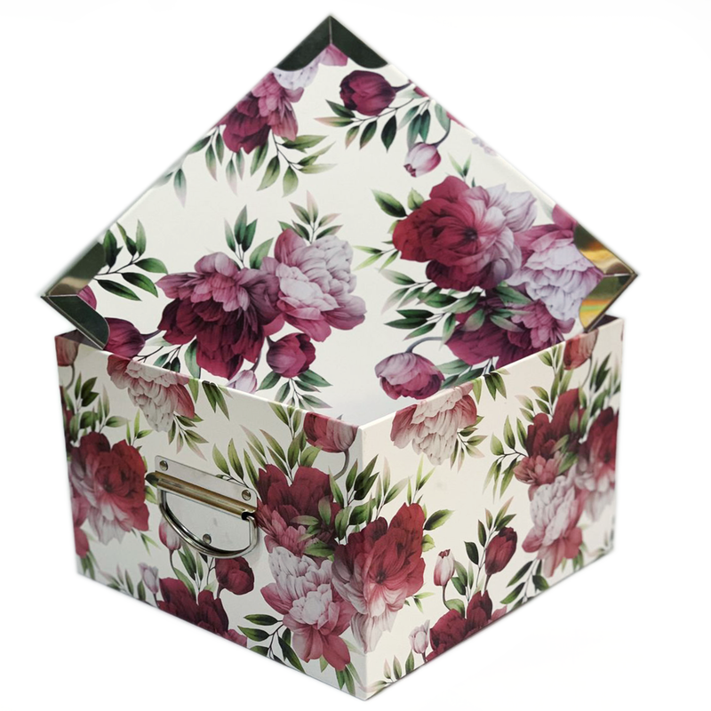 SQUARE GIFT BOX W/FLOWER DESIGN WHITE-7