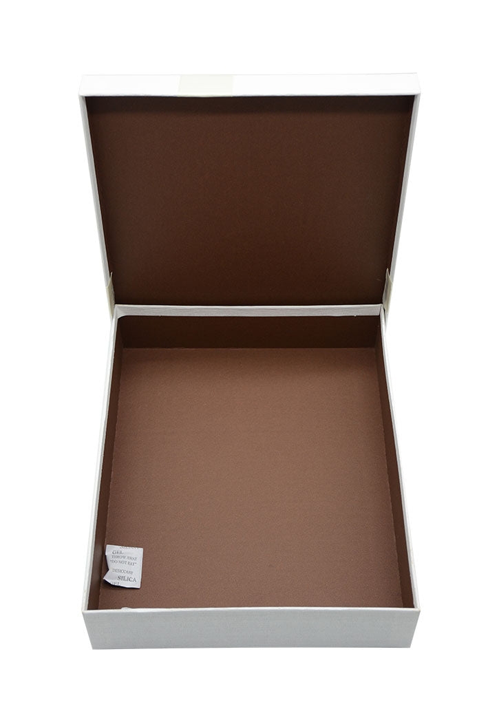 Gift Box With Ribbon 31X25X6.5CM