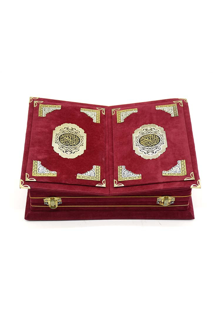 كرسي مخمل بمصحف 14*20