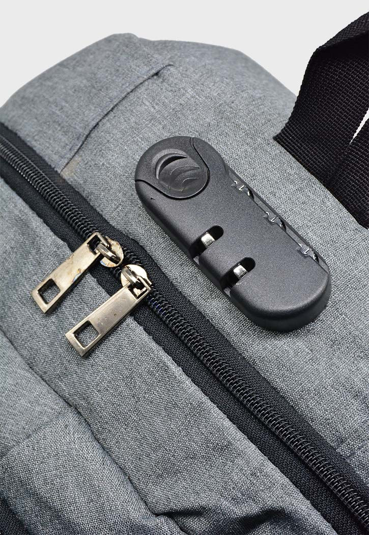 Backpack With Lock 18'