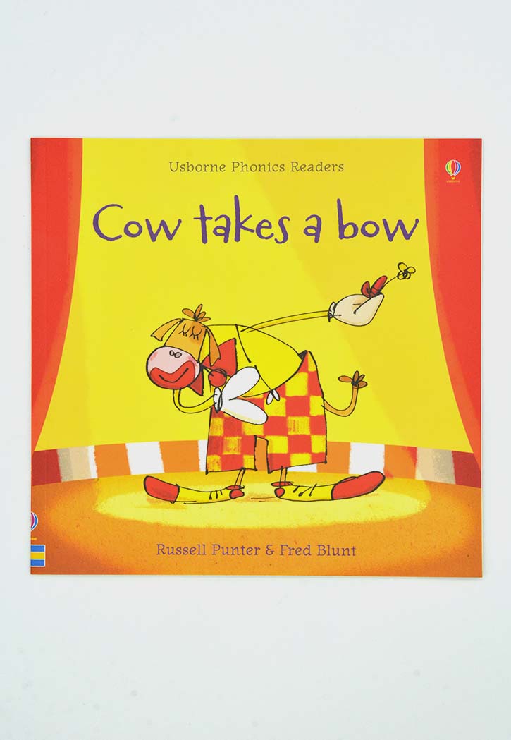 Usborne Phonics Readers - Cow Takes A Bow