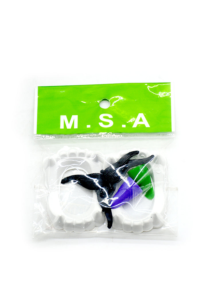 FANIAT PLASTIC FALSE TEETH